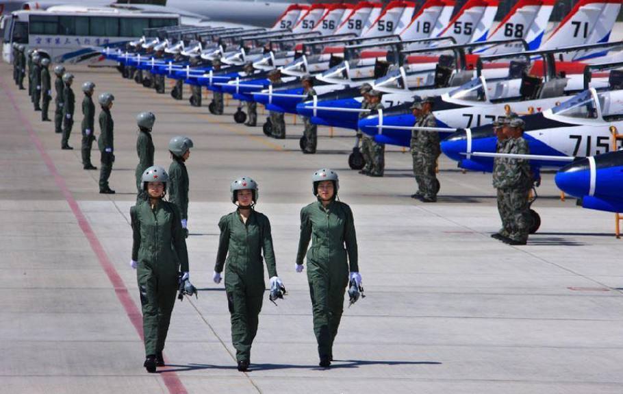 空軍招女飛行員 成績優(yōu)秀可進清北、北航聯(lián)合培養(yǎng)